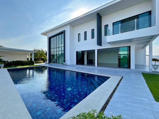 Palm Garden : 2 Storey 4 Bedroom Pool Villa