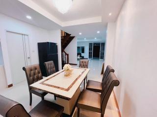 For Rent Bangkok Town House Pracha Uthit Huai Khwang