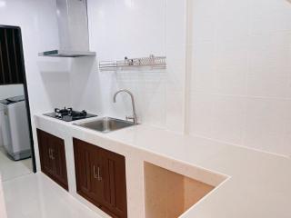 For Rent Bangkok Town House Pracha Uthit Huai Khwang