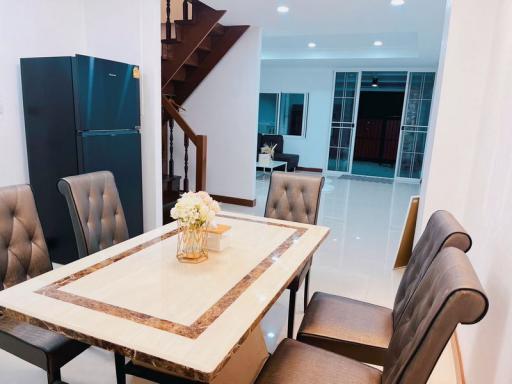 For Rent Bangkok Town House Pracha Uthit Huai Khwang