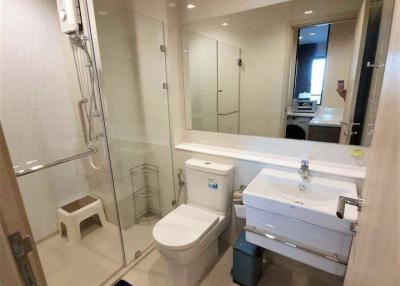 1-BR Condo at Life One Wireless near BTS Phloen Chit