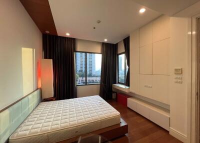 2 bed Condo in Bright Sukhumvit 24 Khlongtan Sub District C020692