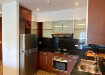 3 bed Condo in Royal Residence Park Lumphini Sub District C020689