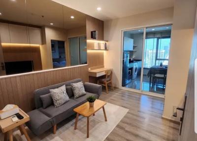 1 bed Condo in Centric Ari Station Samsennai Sub District C020688