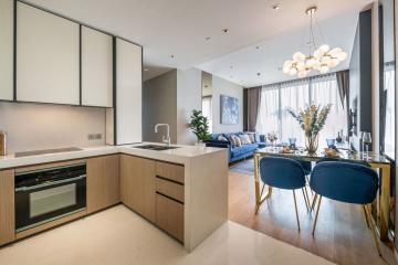 2 bed Condo in BEATNIQ Sukhumvit 32 Khlongtan Sub District C018642