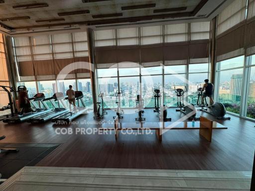 High-rise gym with city view