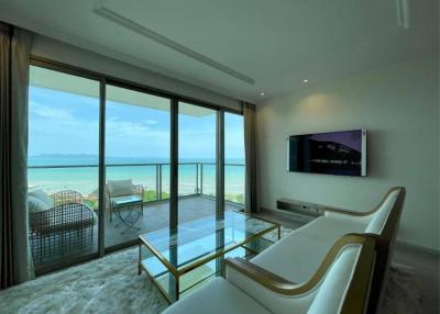 Sea view condo available for rent, experience the charm of spacious living space.  With direct sea view Riviera Pattaya
