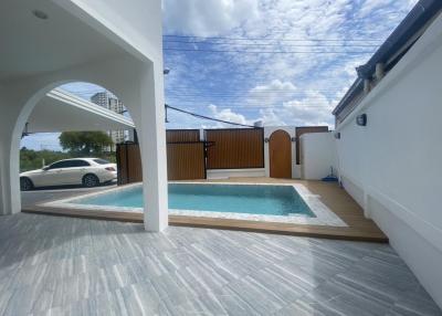 Pool villa decorated in minimalist style near the sea, Na Jomtien, Pattaya.