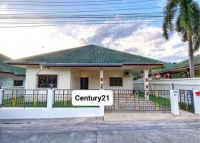 Single-storey detached house for sale (house in the village) pattaya