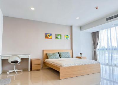 Available for rent, large condo room. The room is ready to move in.Gardenia pattaya