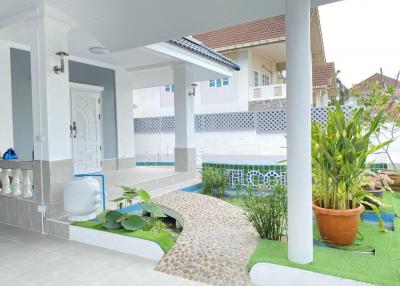 3 bedroom & 4 bathroom house in North Pattaya