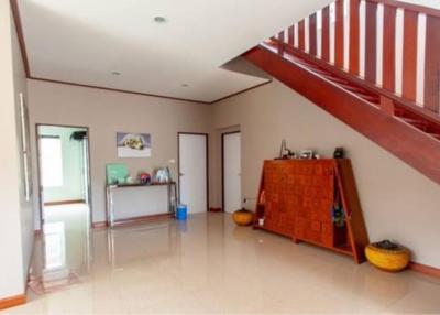 4 bedrooms & 4 bathrooms house in Bang Sare