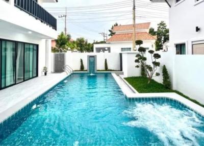 Pool villla for sale good location siam country club pattaya chonburi