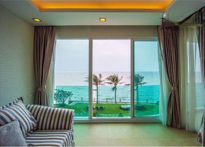 Condo for sale by the sea. romantic atmosphere Paradise Ocean Pattaya