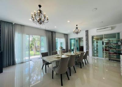 Modern Pool villa for rent and sale pattaya Soi Huay Yai