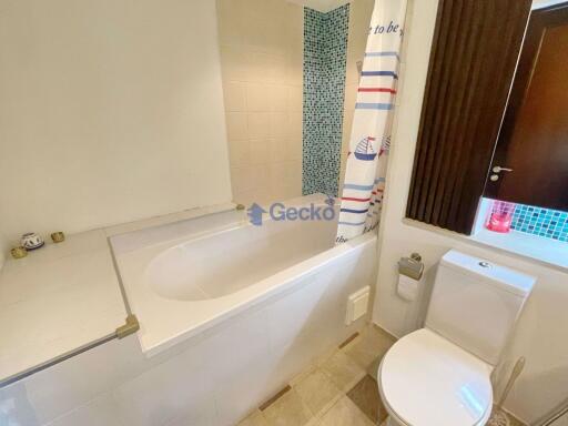 2 Bedrooms Condo in Northshore North Pattaya C006636