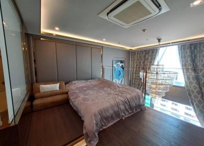Beautiful room(Duplex), ready to move in, special price Wongamat Tower Wongamat Pattaya