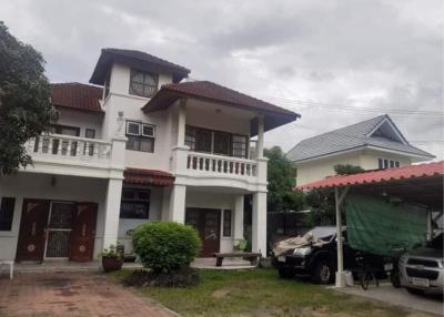 House for sale, 2-storey project with built-in throughout  Park Village Project Pornprapanimit Soi Siam Country Club  clean and safe pattaya