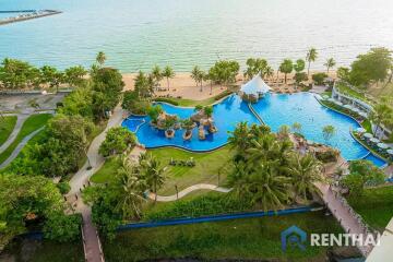 Movenpick Residences Beach front condominium in Najomtien beach studio 48 sq.m. Sea view