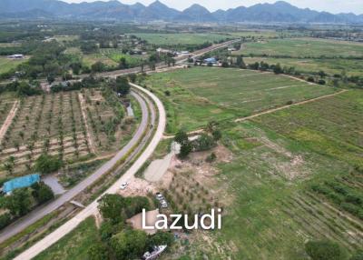 7.1 Rai land for sale in Nong Ta Taem, Pranburi