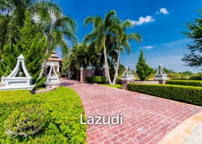 Luxurious 6-Bedroom Villa at Palm Hills, Cha Am