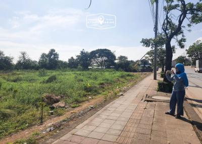 4,184 Sqm. Land listed for ฿ 39,748,000.