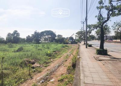 4,184 Sqm. Land listed for ฿ 39,748,000.