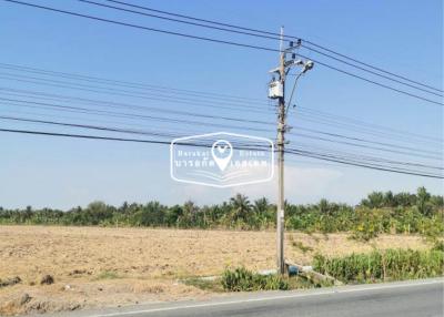 27,924 Sqm. Land listed for ฿ 44,200,000.