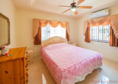 3 Bed House For Sale In North Pattaya - Prueksa Siri