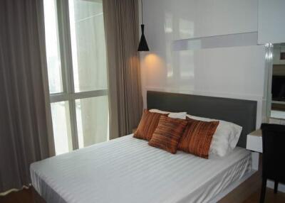 2 bed Condo in The River Khlong Ton Sai Sub District C020701