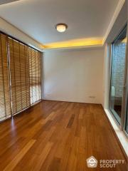 4-BR Townhouse at The Lofts Sathorn near MRT Khlong Toei