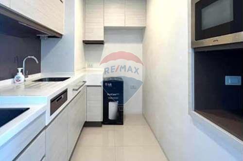68 Sqm., 2 Beds, 2 Baths Condo listed for ฿ 6,500,000.