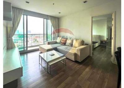 68 Sqm., 2 Beds, 2 Baths Condo listed for ฿ 6,500,000.