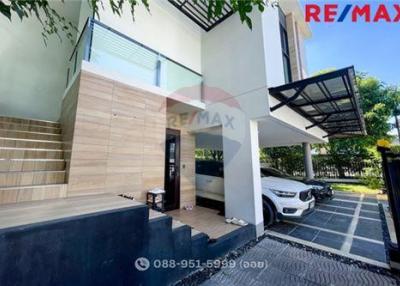 367 Sqm., 4 Beds Townhouse listed for ฿ 22,900,000.