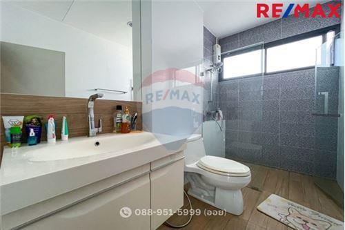 367 Sqm., 4 Beds House listed for ฿ 26,500,000.