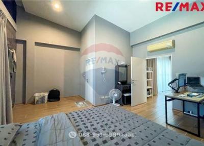 367 Sqm., 4 Beds Townhouse listed for ฿ 22,900,000.