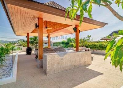 Luxury Pool Villa 4 Bedroom in Phuket