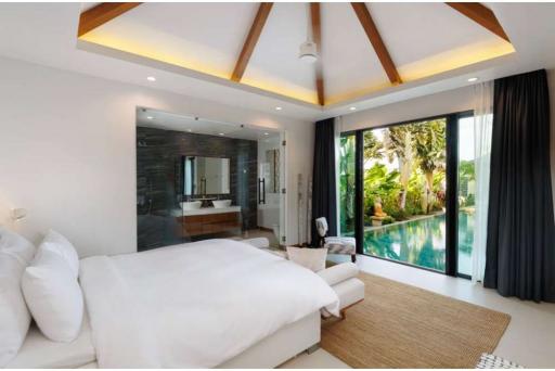 Luxury Pool Villa 4 Bedroom in Phuket