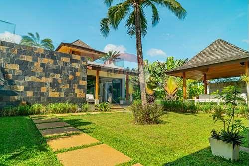 Luxury Pool Villa 4 Bedroom in Phuket