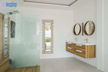 Luxury 5-Bedroom Samui Sea-view Villa at Bo Phut