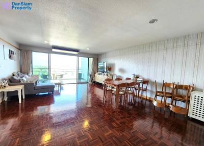 Large 2-Bedroom Seaview Condo in Hua Hin/Cha Am at Rim Had