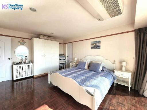 Large 2-Bedroom Seaview Condo in Hua Hin/Cha Am at Rim Had