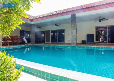 Nice 2-Bedroom Pool Villa in Hua Hin at Wijitra Village