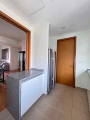 3 bed Condo in Millennium Residence Khlongtoei Sub District C020697