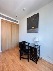 3 bed Condo in Millennium Residence Khlongtoei Sub District C020697