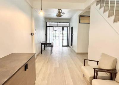 Office Space for Rent in Khlong Tan Nuea