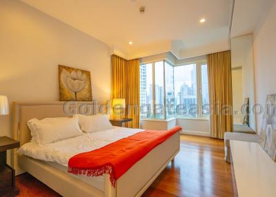 Spacious 2-Bedrooms - Q Langsuan