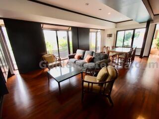 3-Bedrooms apartment with large terrace - Phaholyothin (Ari BTS)