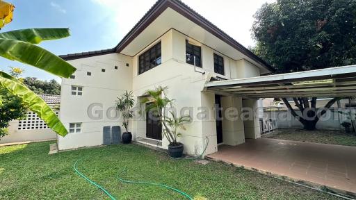 4-Bedrooms Single House with garden in secure compound  - Phaholyothin