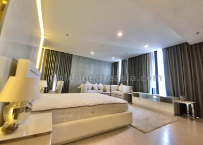 3-Bedrooms Duplex Condo - Noble Ploenchit